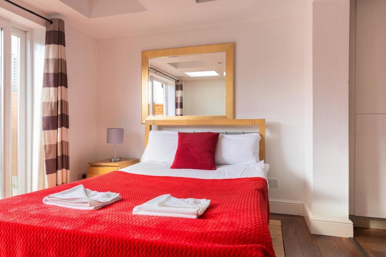 Ferienwohnung Centra Wharf London Exterior foto