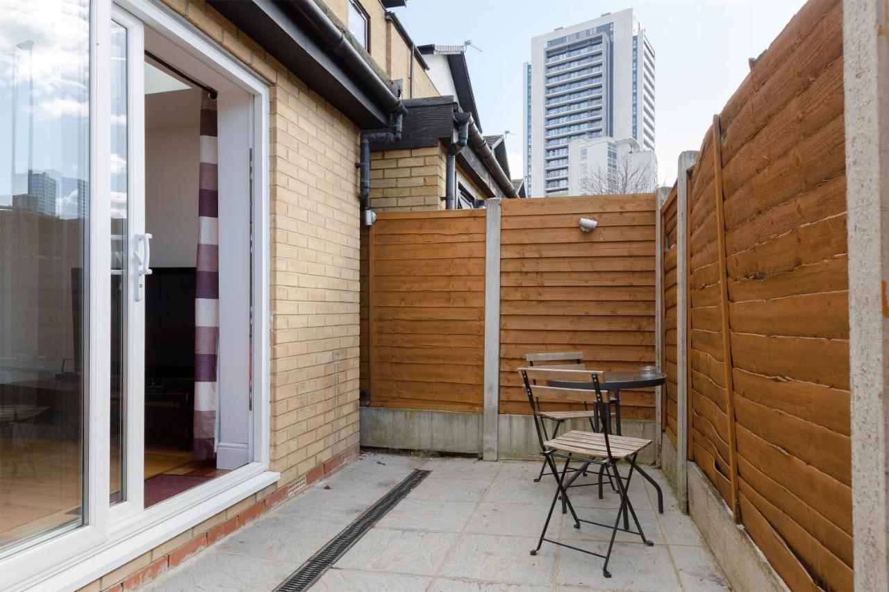 Ferienwohnung Centra Wharf London Exterior foto