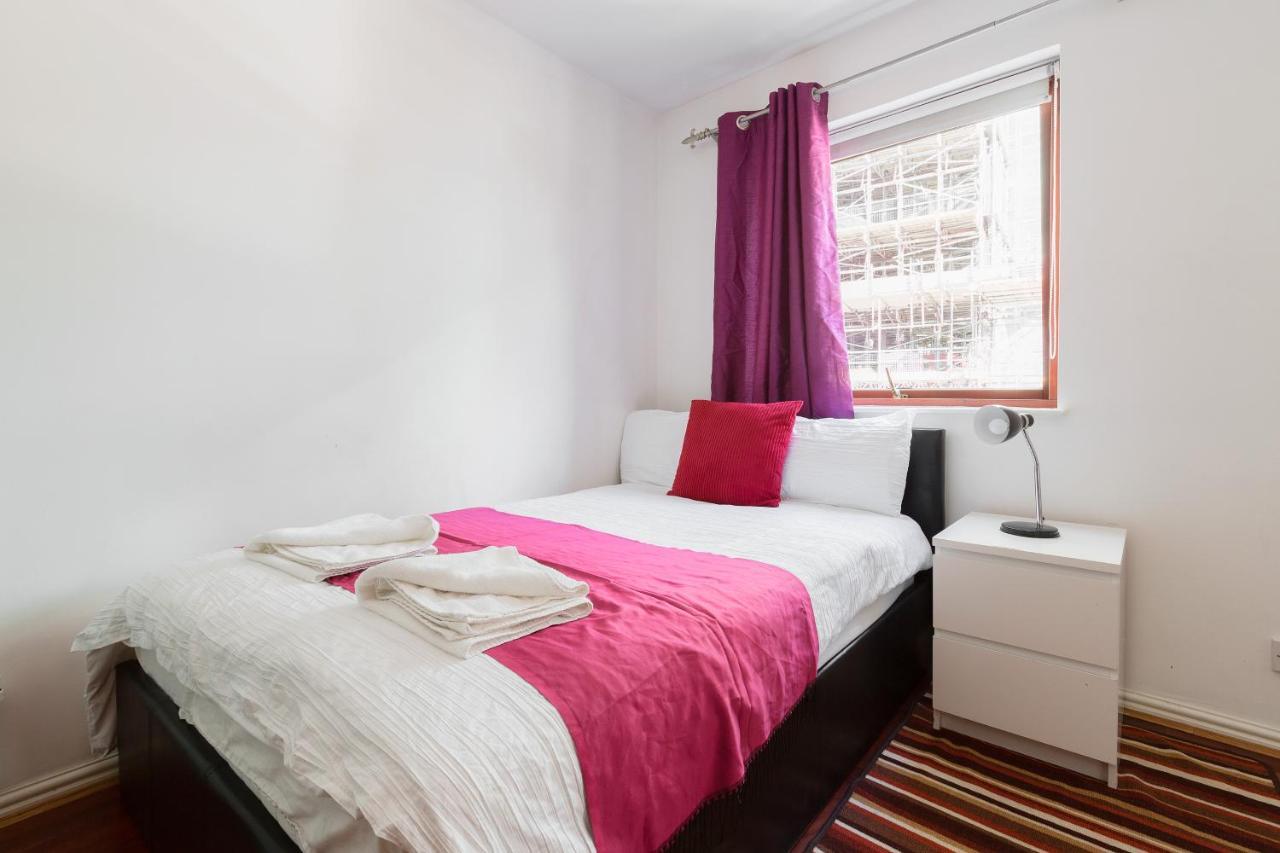 Ferienwohnung Centra Wharf London Exterior foto