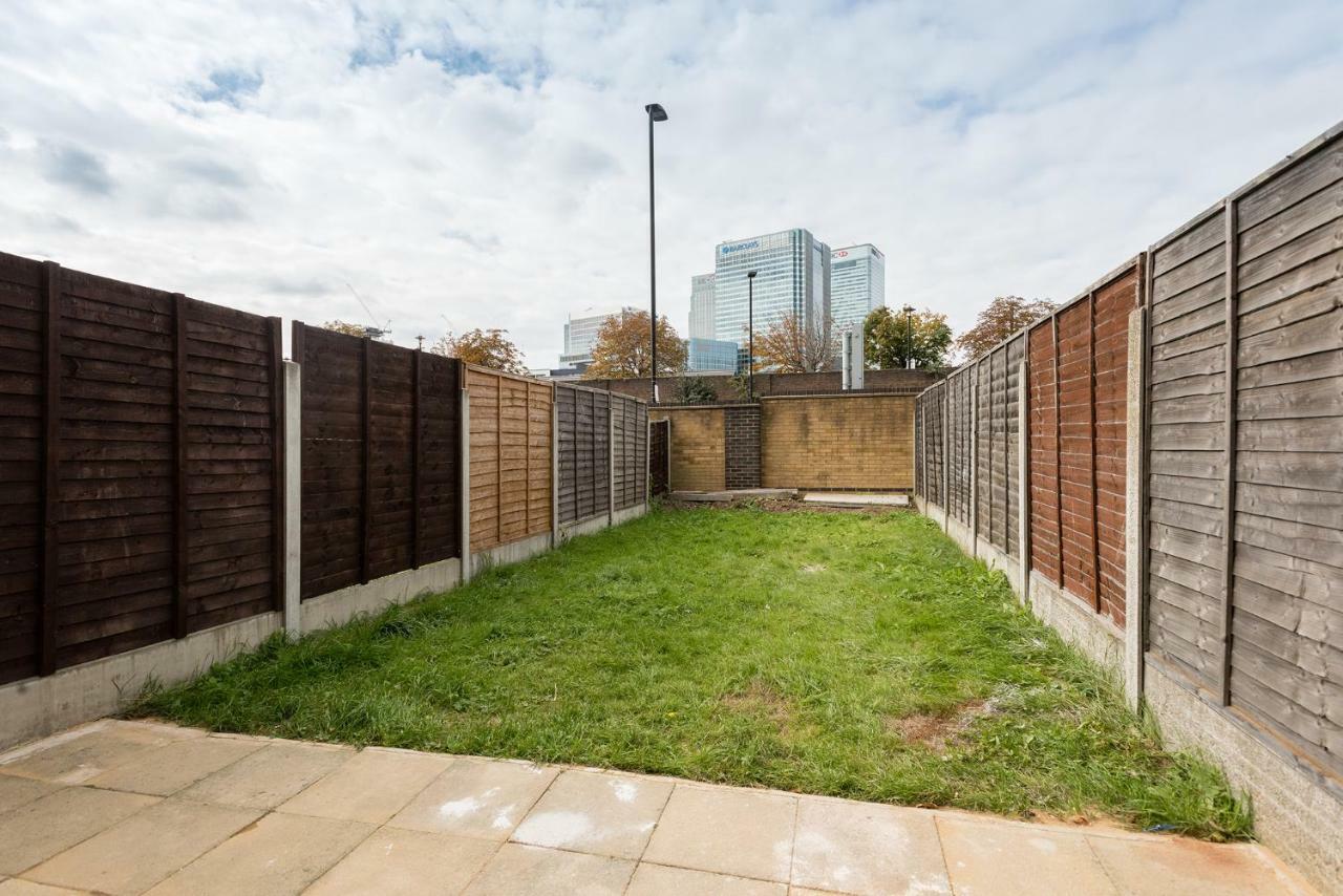 Ferienwohnung Centra Wharf London Exterior foto
